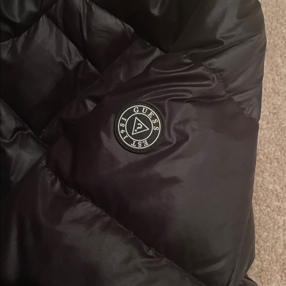 Guess Winter Jacket - Picture 14 of 15